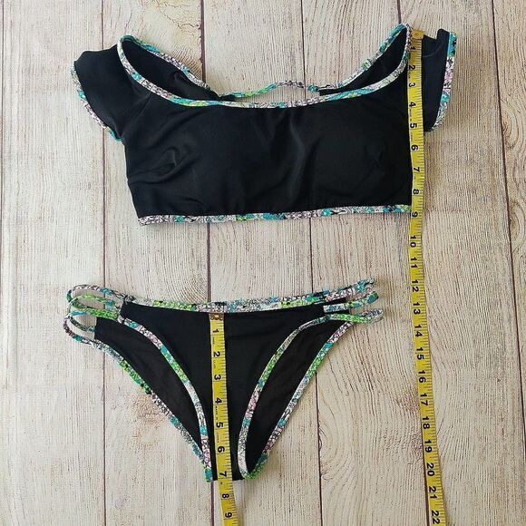 Victoria's Secret Strappy off shoulder bikini top & cheeky bikini bottom set S - Picture 8 of 10